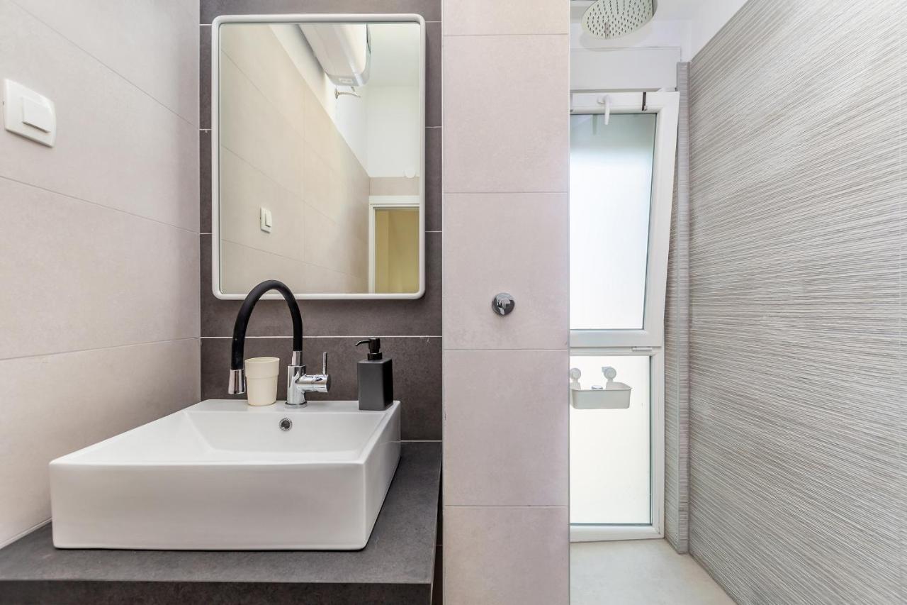 Solis Lacus Penthouse Apartment Njivice