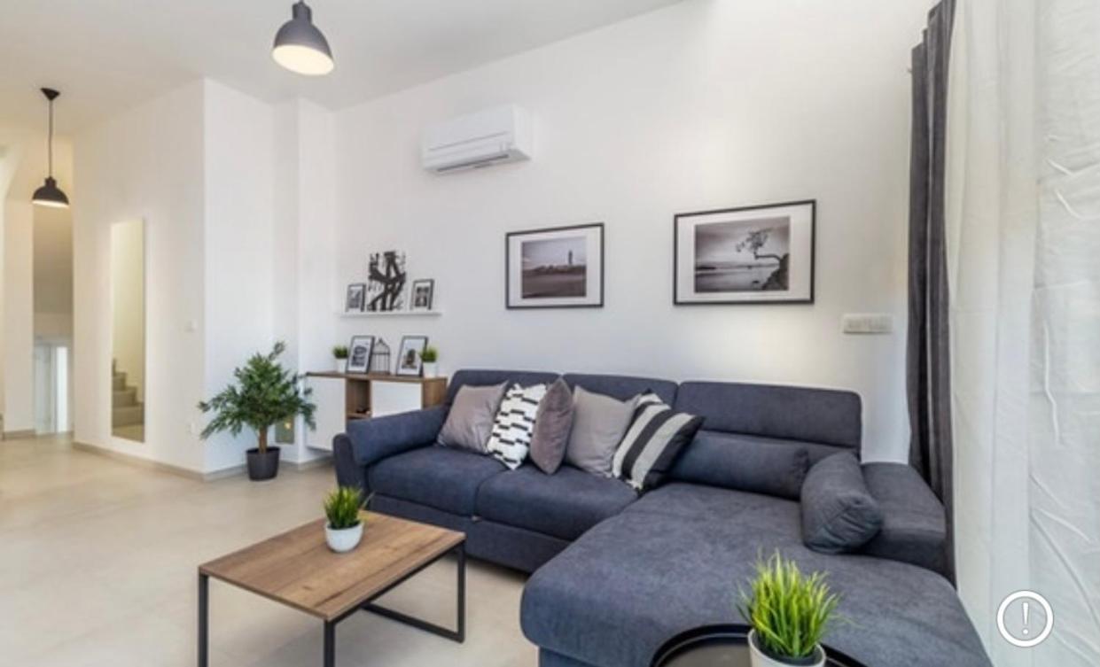 Solis Lacus Penthouse Njivice